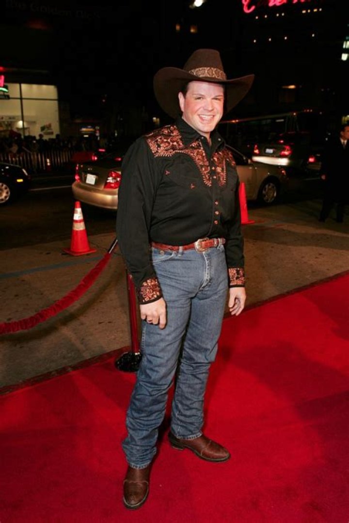 Ron Lester Celebrity Profile – Hollywood Life